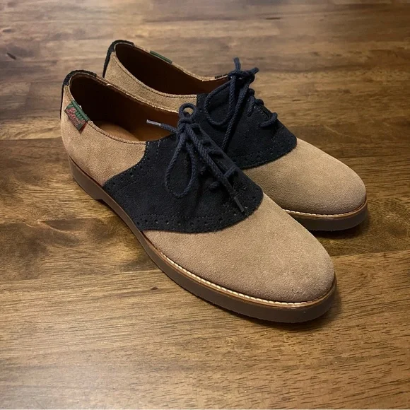 G.H. Bass & Co. Men Black Leather Suede Saddle Oxford Shoes Size 9.5 Made in USA Shop Original Saddle Derby Shoes on Sale at BeyondStyle  main image 3